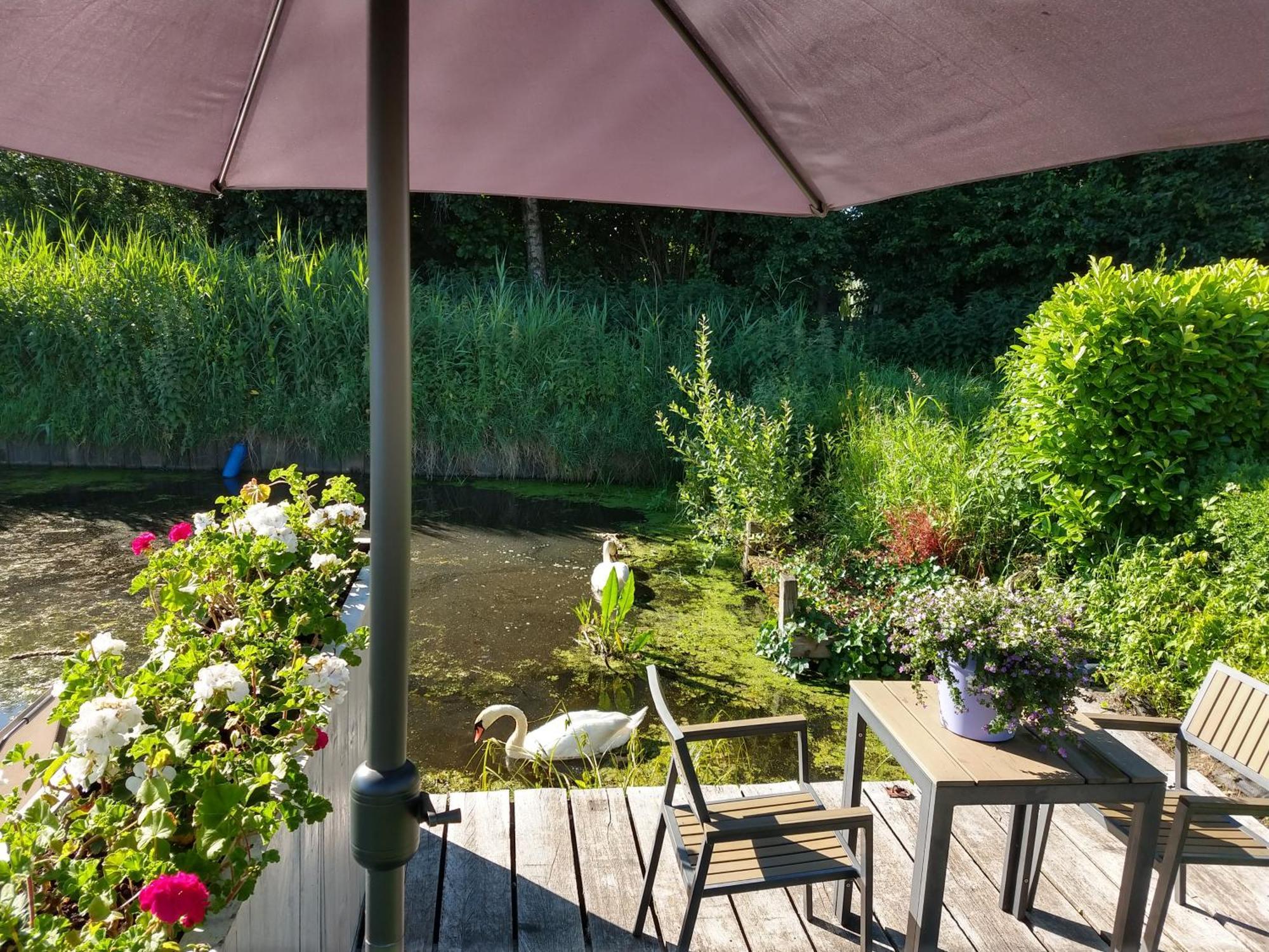 Het Waterhoentje Sint Jansklooster 外观 照片